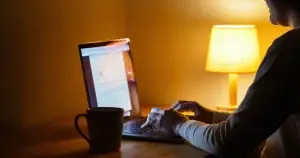 Eläkemaksut osa-aikatyössä ja sivutyössä 2026 – täydellinen opas